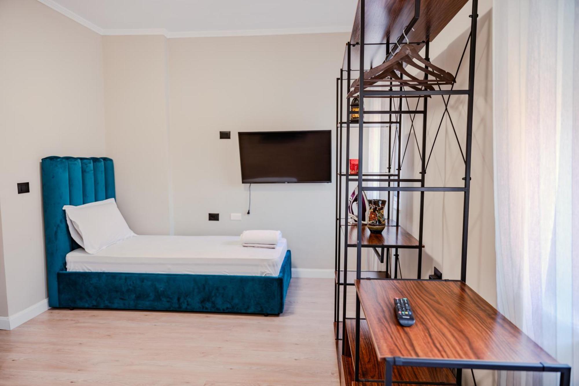 Bejart Apartment 3 Тирана Екстер'єр фото